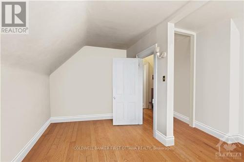 66 Bell Street, Ottawa, ON - Indoor Photo Showing Other Room