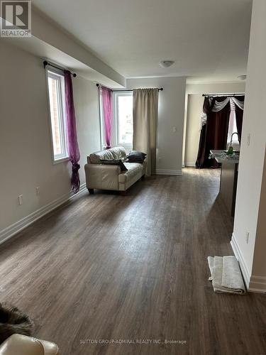 Main - 9235 White Oak Avenue, Niagara Falls, ON - Indoor