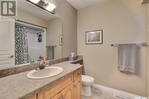 49 Qu'Appelle Crescent, Balgonie, SK - Indoor Photo Showing Bathroom