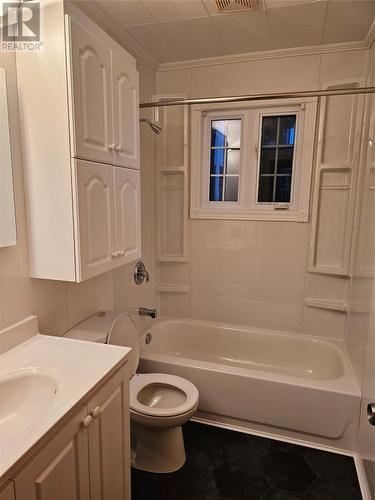 37 Legallais Street, Channel-Port Aux Basques, NL - Indoor Photo Showing Bathroom