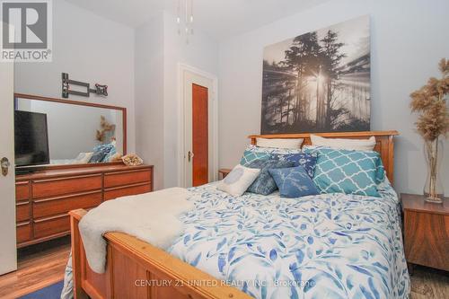 257 Carlisle Avenue, Peterborough (Ashburnham), ON - Indoor Photo Showing Bedroom