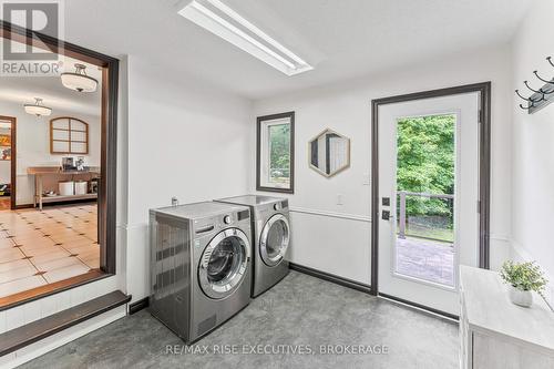 1946 Cordukes Road, Kingston (City North Of 401), ON - Indoor Photo Showing Laundry Room