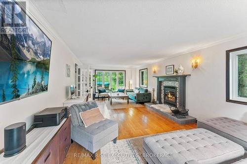 1946 Cordukes Road, Kingston (City North Of 401), ON - Indoor Photo Showing Living Room With Fireplace