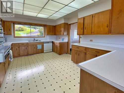 1842 Graham Avenue, Prince Rupert, BC - Indoor Photo Showing Kitchen With Double Sink