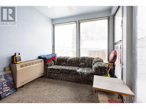 1396 Central Street, Prince George, BC - Indoor Photo Showing Living Room