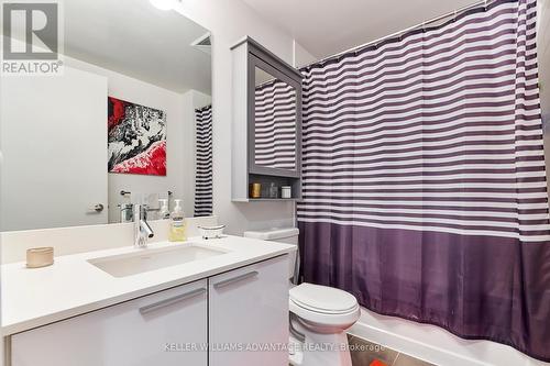 1605 - 10 Park Lawn Road, Toronto, ON - Indoor Photo Showing Bathroom