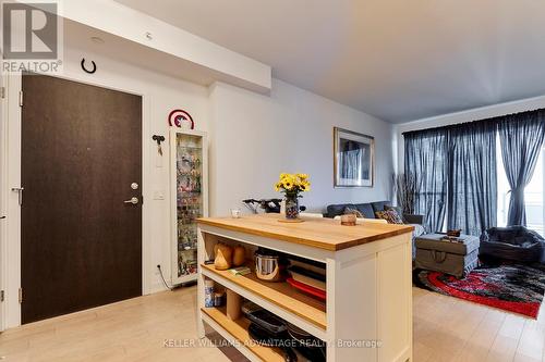 1605 - 10 Park Lawn Road, Toronto, ON - Indoor Photo Showing Other Room