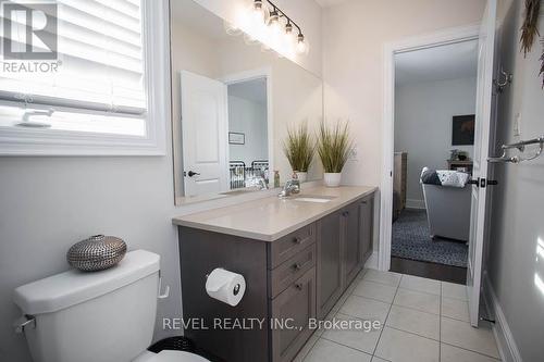 22 Wilmot Road, Brantford, ON - Indoor Photo Showing Bathroom