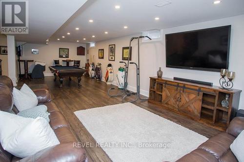 22 Wilmot Road, Brantford, ON - Indoor Photo Showing Living Room