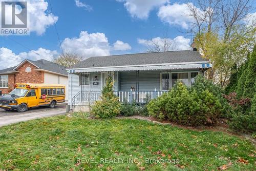 99 East 36Th Street, Hamilton, ON - Outdoor With Deck Patio Veranda