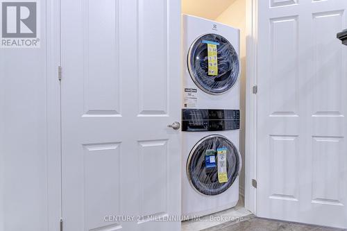 163 Keppel Circle, Brampton, ON - Indoor Photo Showing Laundry Room