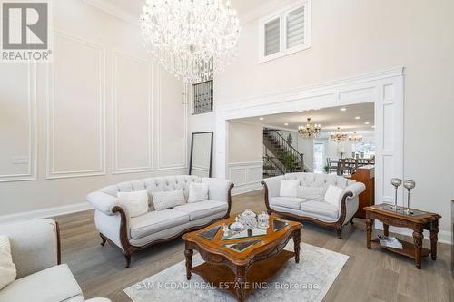 1270 Saginaw Crescent, Mississauga, ON - Indoor Photo Showing Living Room