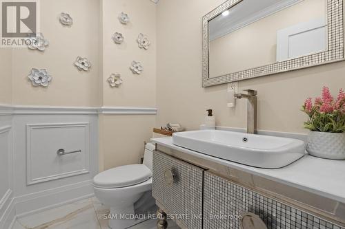 1270 Saginaw Crescent, Mississauga, ON - Indoor Photo Showing Bathroom