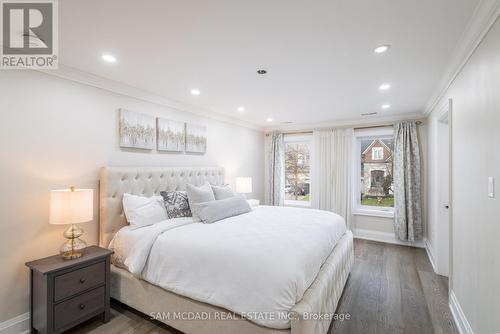 1270 Saginaw Crescent, Mississauga, ON - Indoor Photo Showing Bedroom