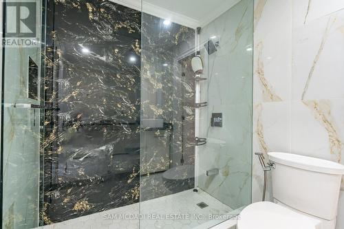 1270 Saginaw Crescent, Mississauga, ON - Indoor Photo Showing Bathroom