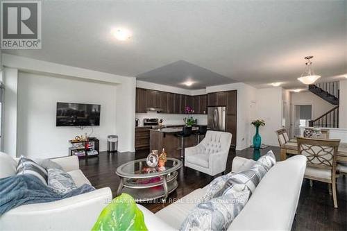 451 Whitlock Avenue, Milton, ON - Indoor Photo Showing Living Room