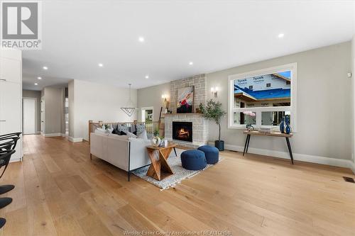 510 Dalhousie, Amherstburg, ON - Indoor Photo Showing Living Room With Fireplace