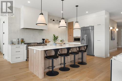 510 Dalhousie, Amherstburg, ON - Indoor Photo Showing Kitchen With Upgraded Kitchen