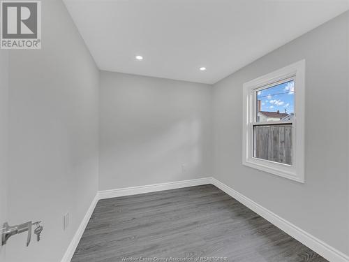 888 University Avenue East, Windsor, ON - Indoor Photo Showing Other Room