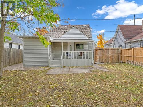 888 University Avenue East, Windsor, ON - Outdoor With Deck Patio Veranda