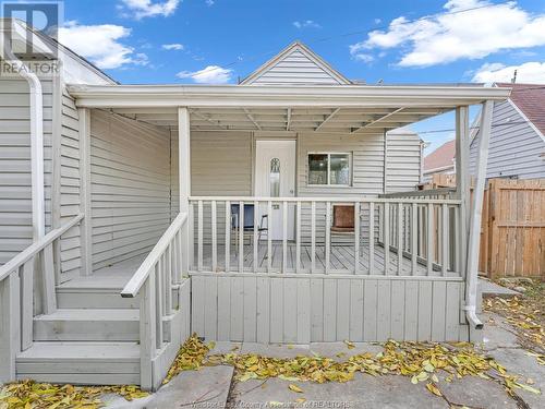 888 University Avenue East, Windsor, ON - Outdoor With Deck Patio Veranda With Exterior