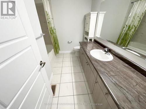 167 Ridge Road, Cambridge, ON - Indoor Photo Showing Bathroom