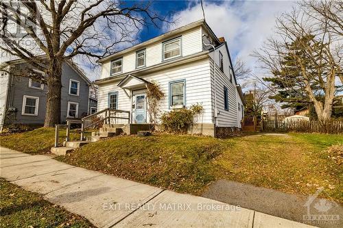 25 High Street, Carleton Place, ON - Outdoor With Facade