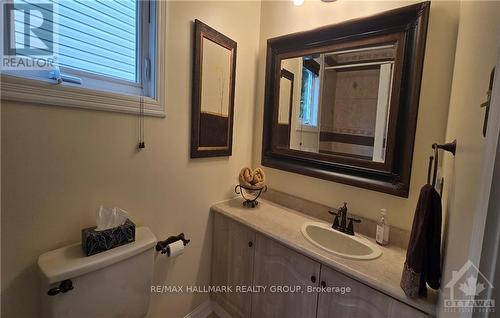 1627 Champneuf Drive, Ottawa, ON - Indoor Photo Showing Bathroom