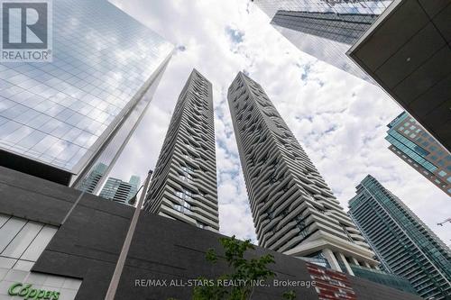 2803 - 100 Harbour Street, Toronto, ON - Outdoor