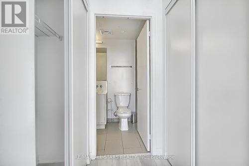 2803 - 100 Harbour Street, Toronto, ON - Indoor Photo Showing Bathroom