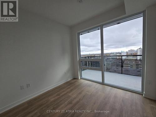 1713 - 127 Broadway Avenue, Toronto, ON - Indoor Photo Showing Other Room