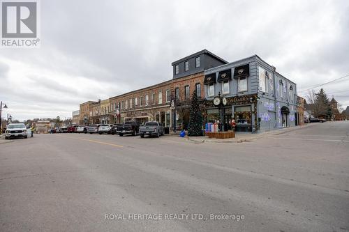 304 - 41 Ash Street, Uxbridge, ON - Outdoor