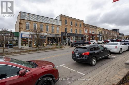 304 - 41 Ash Street, Uxbridge, ON - Outdoor