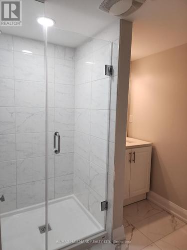 208 Starling Boulevard, Vaughan, ON - Indoor Photo Showing Bathroom