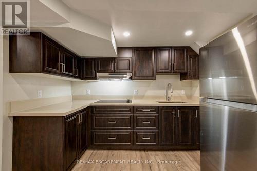 Lower - 1417 Augustine Drive, Burlington, ON - Indoor Photo Showing Kitchen