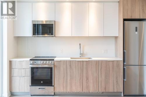 E1106 - 181 Mill Street, Toronto, ON - Indoor Photo Showing Kitchen