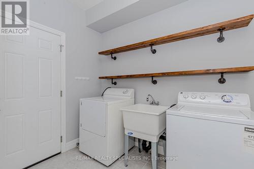 131 Freure Drive, Cambridge, ON - Indoor Photo Showing Laundry Room