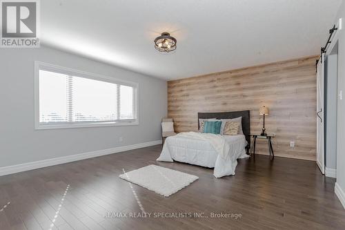 131 Freure Drive, Cambridge, ON - Indoor Photo Showing Bedroom