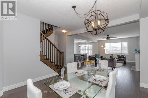 131 Freure Drive, Cambridge, ON - Indoor Photo Showing Dining Room