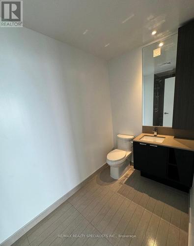 5107 - 3883 Quartz Road, Mississauga, ON - Indoor Photo Showing Bathroom