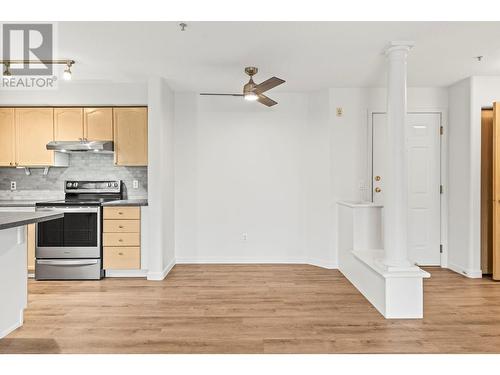 3221 Centennial Drive Unit# 210, Vernon, BC - Indoor Photo Showing Kitchen