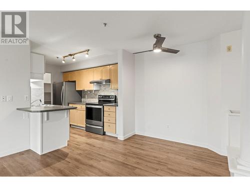 3221 Centennial Drive Unit# 210, Vernon, BC - Indoor Photo Showing Kitchen With Stainless Steel Kitchen