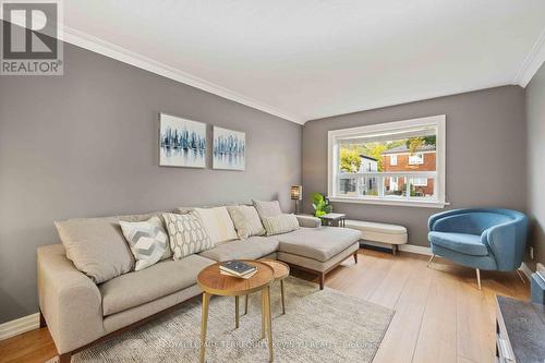 66 Cliff Street, Toronto, ON - Indoor Photo Showing Living Room