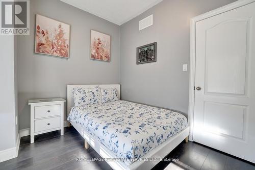 1297 Clarriage Court, Milton, ON - Indoor Photo Showing Bedroom