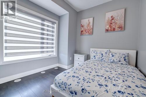 1297 Clarriage Court, Milton, ON - Indoor Photo Showing Bedroom