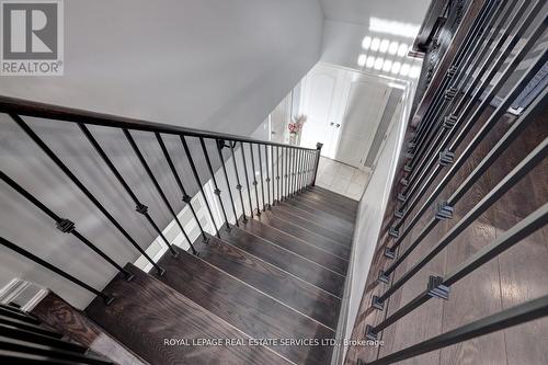 1297 Clarriage Court, Milton, ON - Indoor Photo Showing Other Room