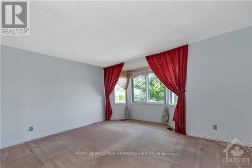 1353 Paardeburgh Avenue, Ottawa, ON - Indoor Photo Showing Other Room