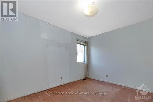 1353 Paardeburgh Avenue, Ottawa, ON - Indoor Photo Showing Other Room