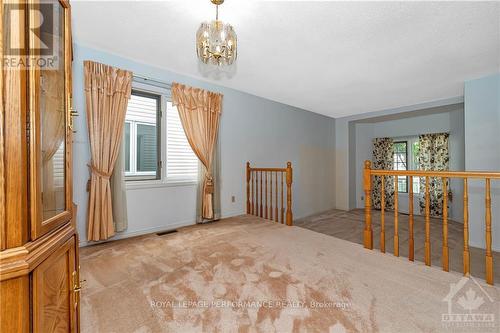 1353 Paardeburgh Avenue, Ottawa, ON - Indoor Photo Showing Other Room