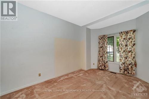 1353 Paardeburgh Avenue, Ottawa, ON - Indoor Photo Showing Other Room